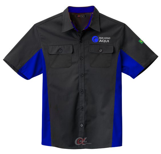 camisa-preta-bordada-personalizada-uniformes-automotiva-masculina-com-silk-carro-frente-preta-azul Fardamentos e Uniformes para o Setor de Automóveis: Calças resistentes e jaquetas personalizadas para vendedores de automóveis em Goiânia, camisas de manga longa e macacões para mecânicos em Natal, uniformes completos para funcionários de concessionárias em Maceió